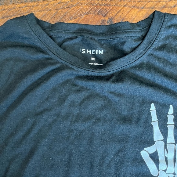 SHEIN Black Tee with Skeleton Hand Graphic - Picture 2 of 2